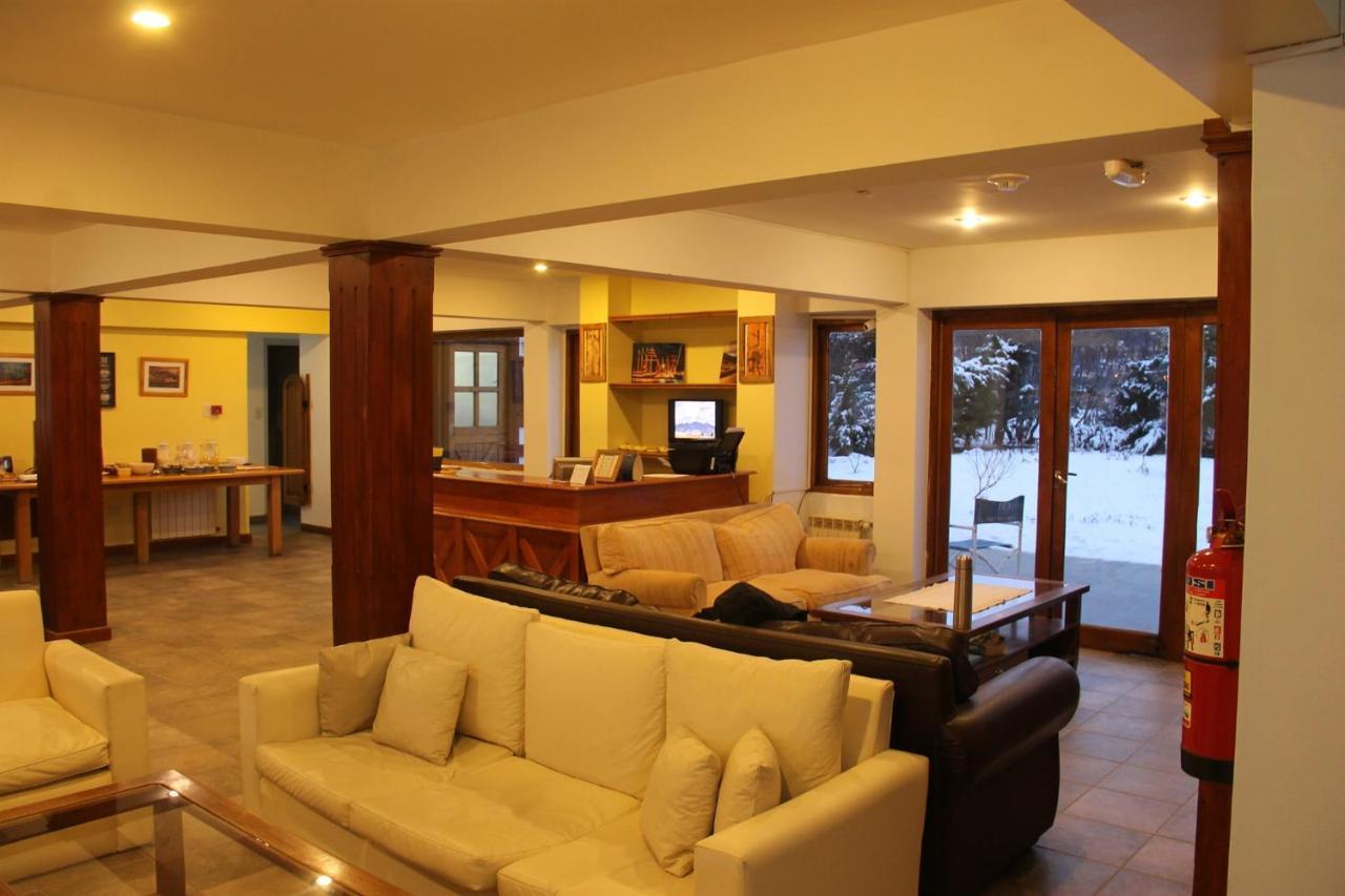 Oikos Hotel Ushuaia Exterior photo